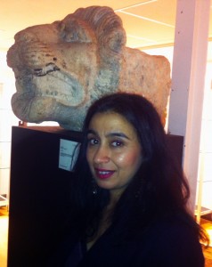 Gulrukh Khan with Lion's Head Carving Gulrukh Khan with Lion's Head Carving